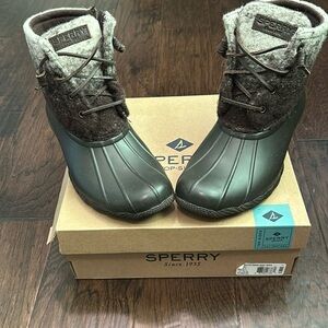 Sperry boots